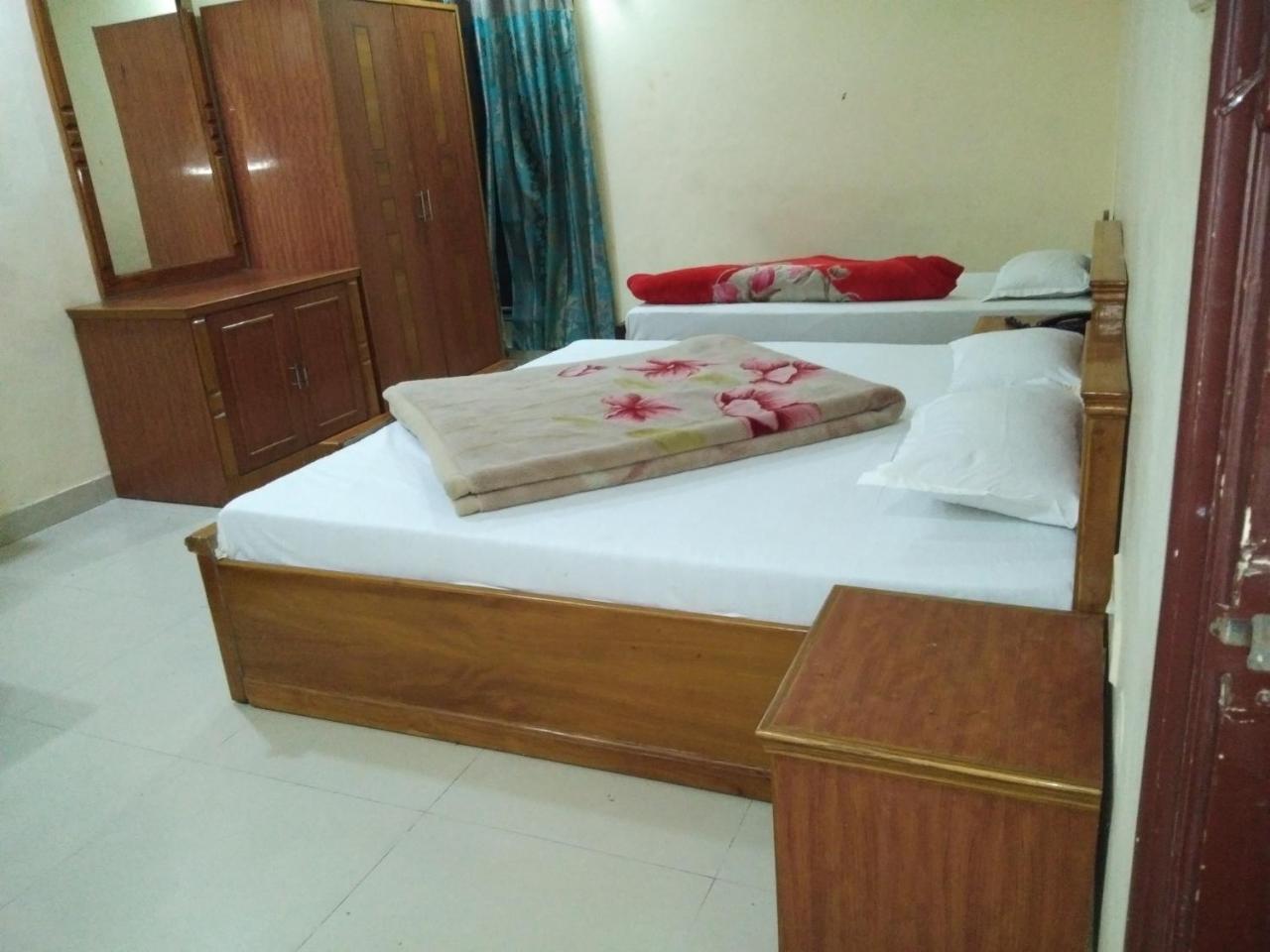 Hotel Anand Amritsar Exterior photo